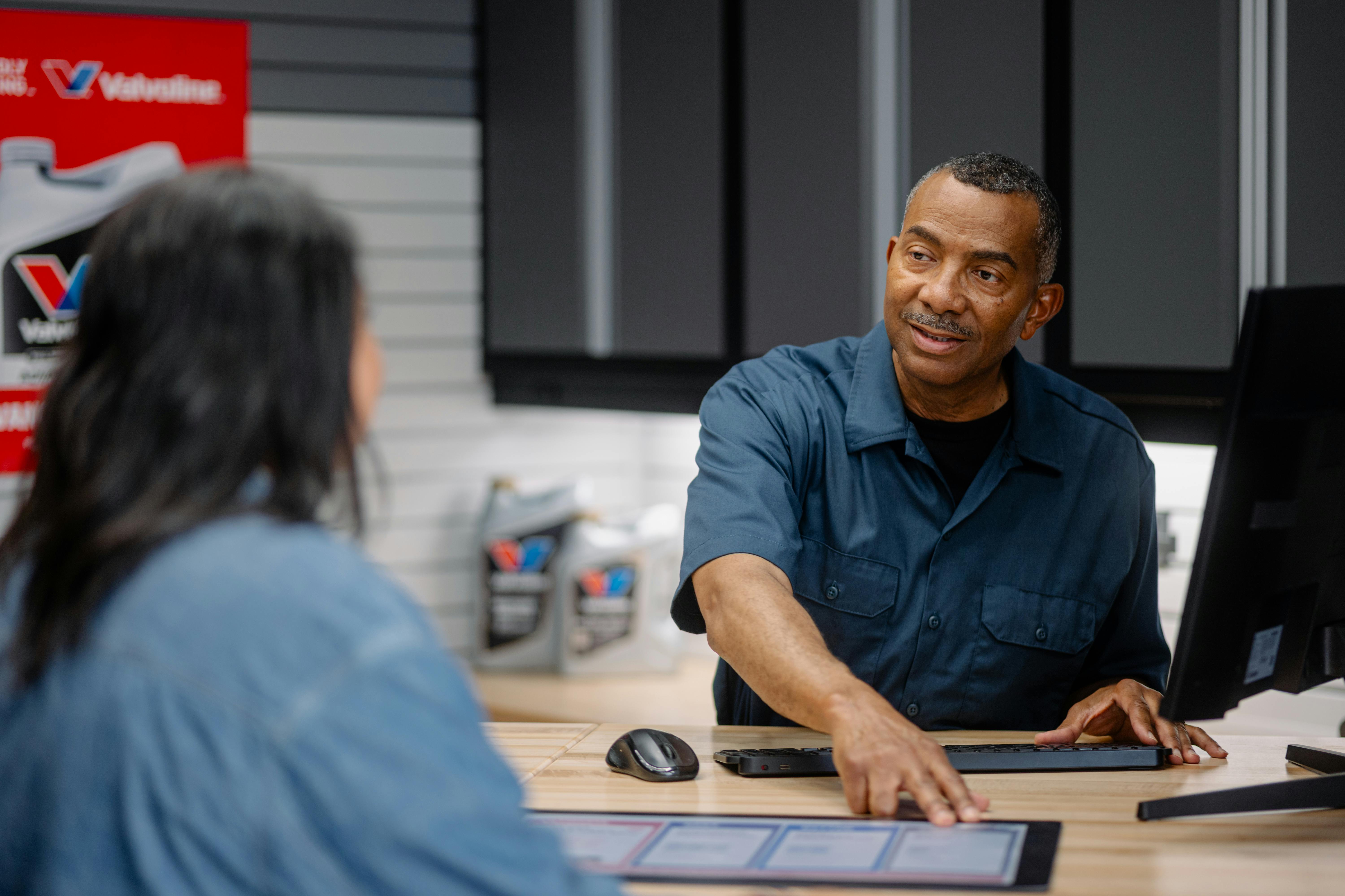 Best Motor Oil for Rideshare and Delivery Drivers